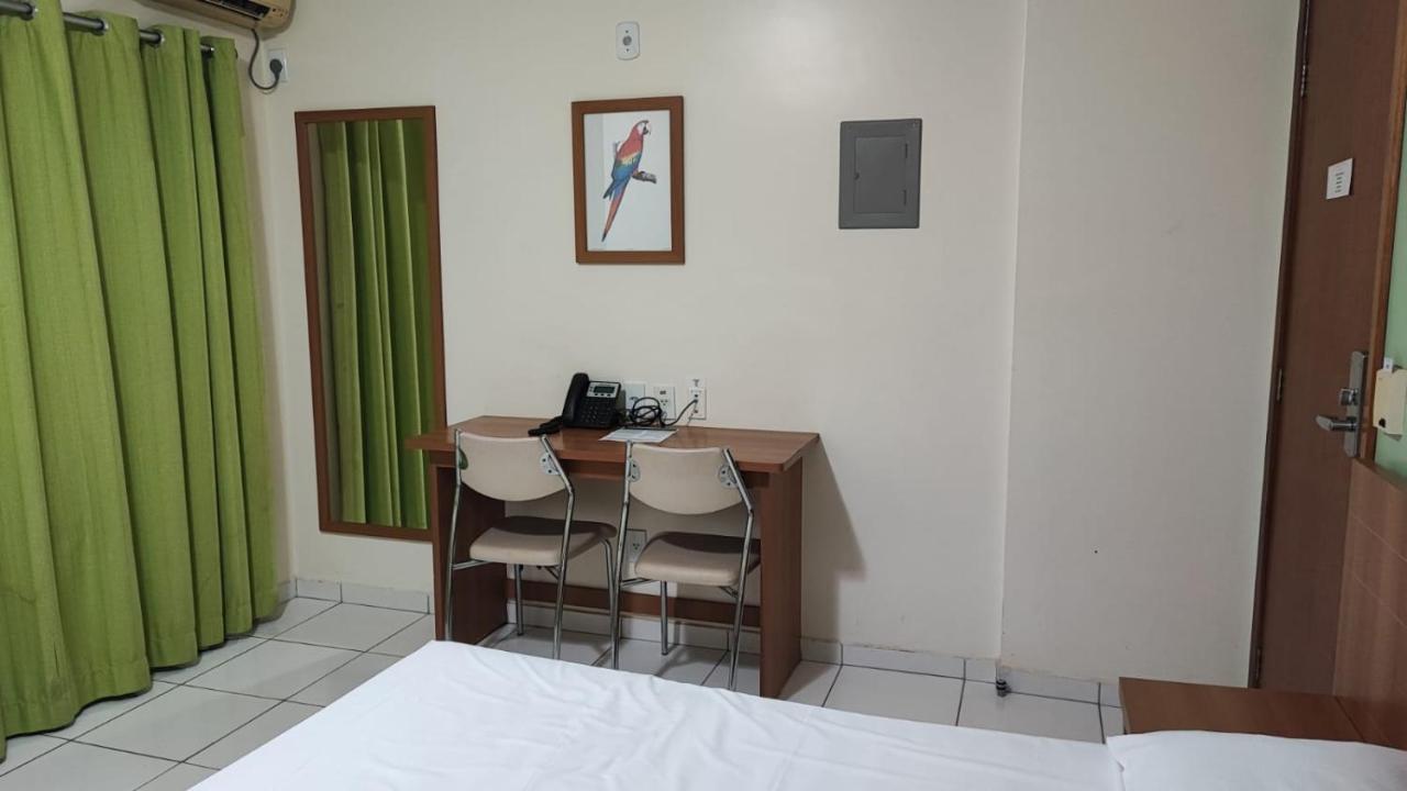 Golden Dolphin Gd - Suite 4 Adultos E 1 Crianca Ate 5 Anos Caldas Novas Bagian luar foto